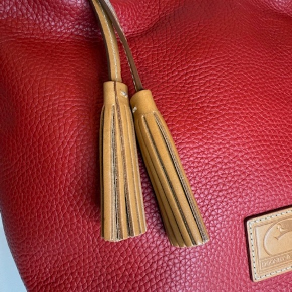 Dooney & Bourke Red Leather Paige Sac - Picture 2 of 4